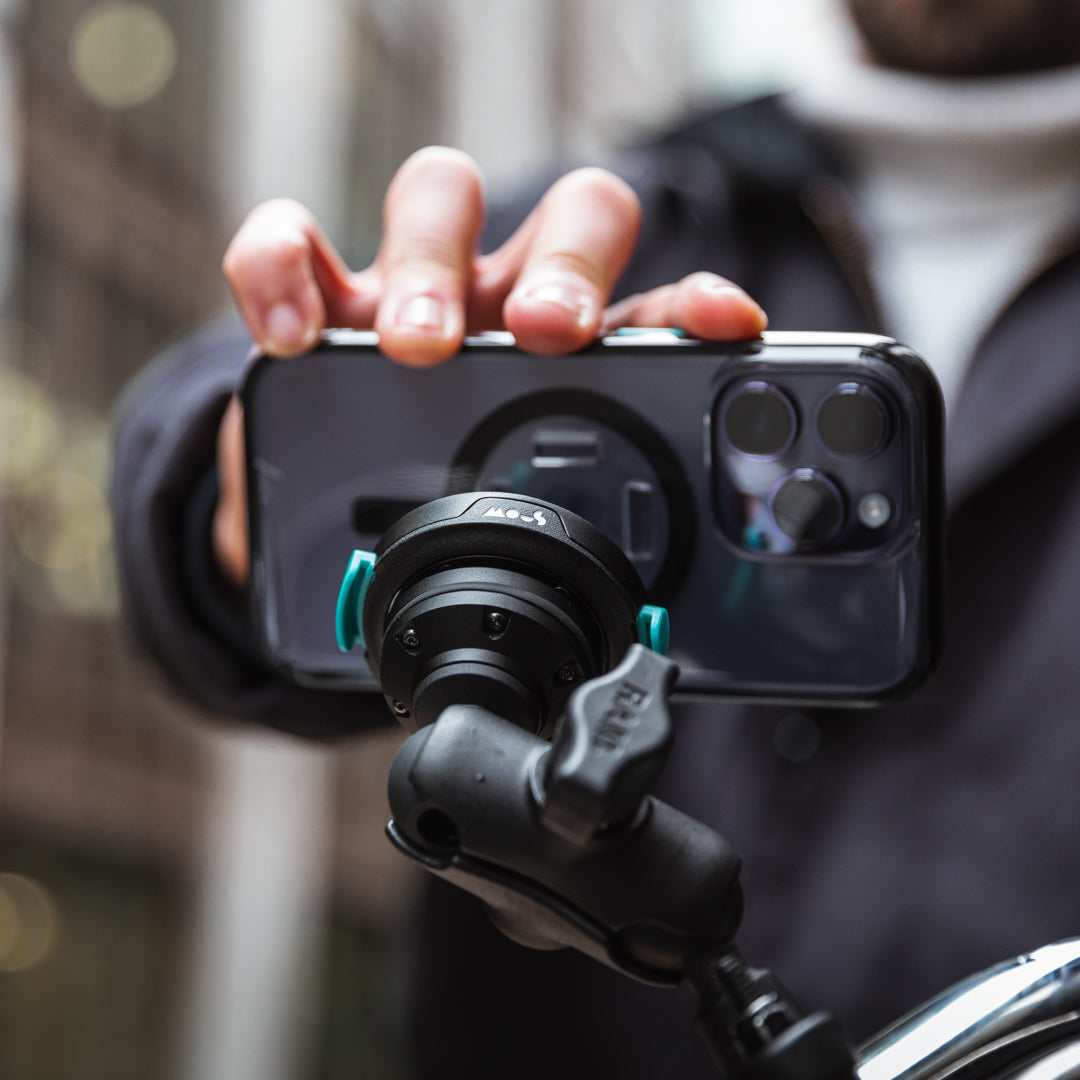 Clarity - IntraLock® Phone Case - US 6314