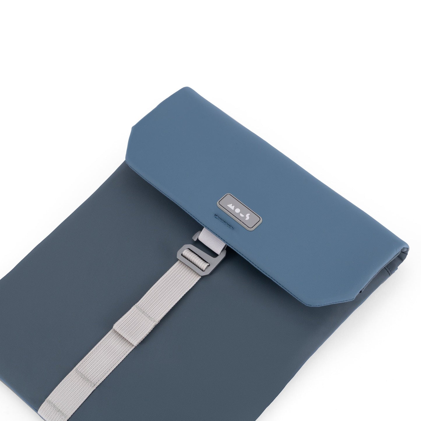Marine Universal Sleeve - US 6616