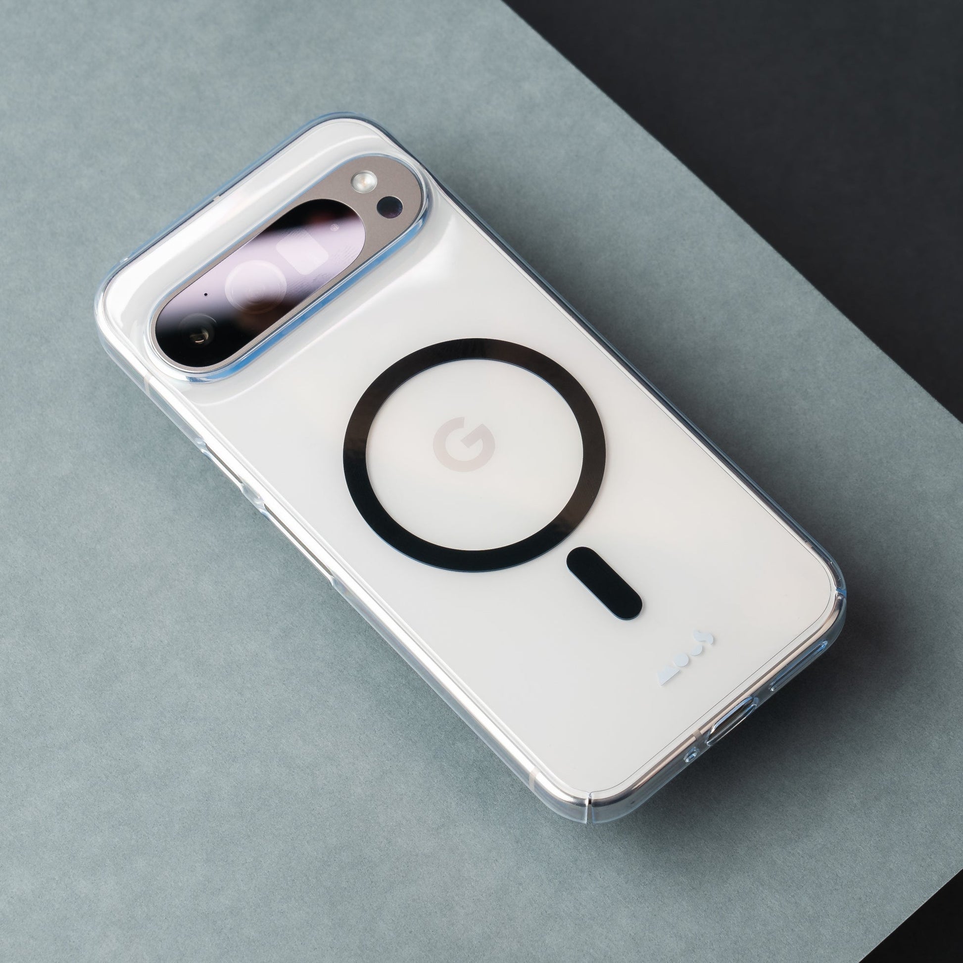 Clear Lightweight Phone Case - Super Thin MagSafe - US 9994